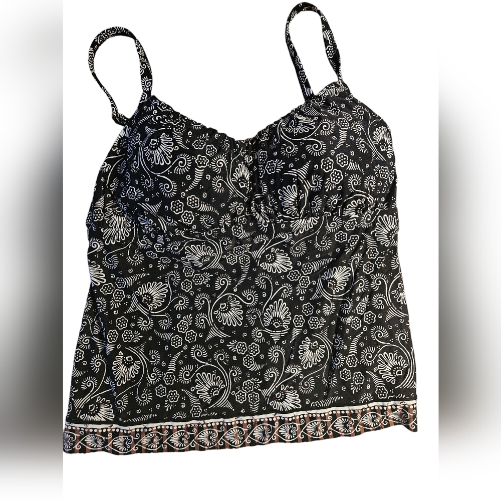 CoCo Reef Tankini Top Sz 36C Black White Underwire.   #19
